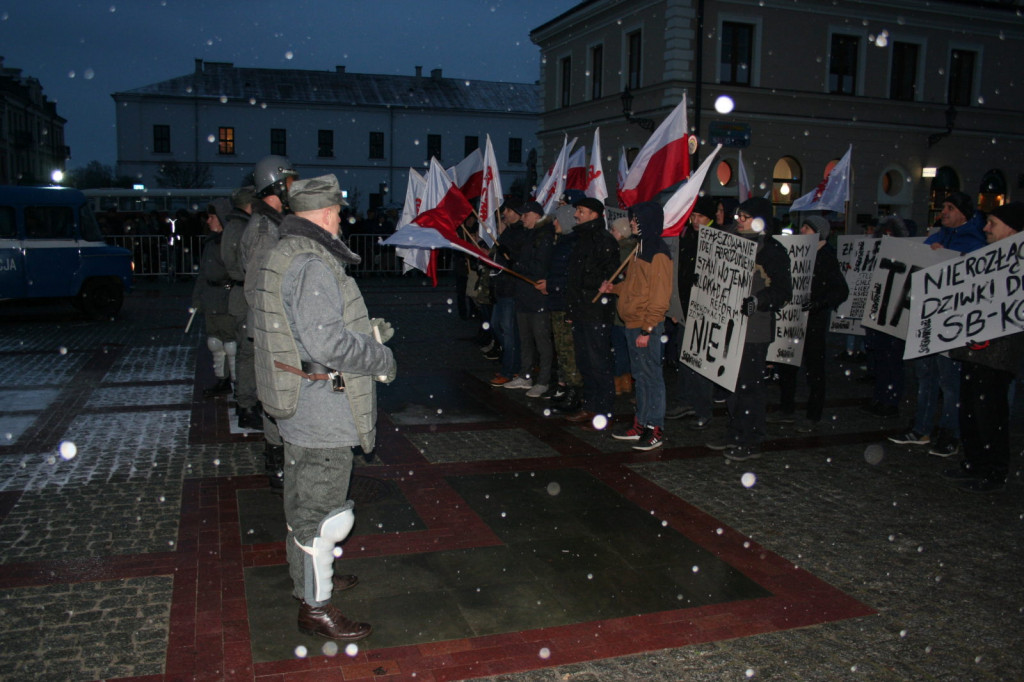 Zamość: Obchody 13 grudnia - 37. rocznica wprowadzenia stanu wojennego [FOTO]