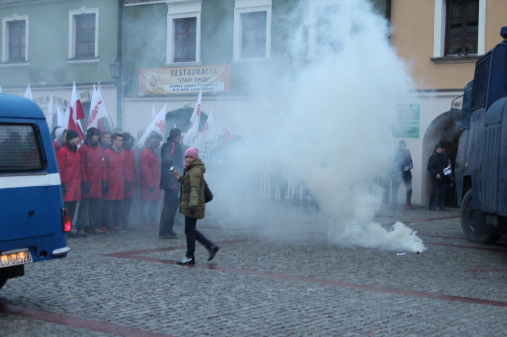 Zamość: Obchody 13 grudnia - 37. rocznica wprowadzenia stanu wojennego [FOTO]