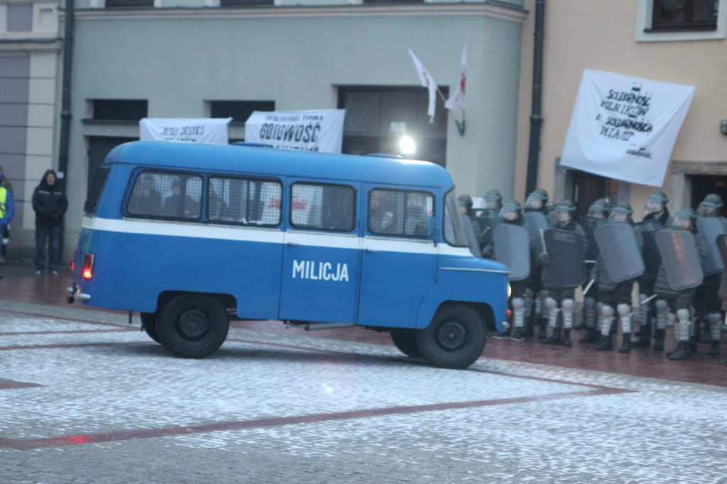 Zamość: Obchody 13 grudnia - 37. rocznica wprowadzenia stanu wojennego [FOTO]