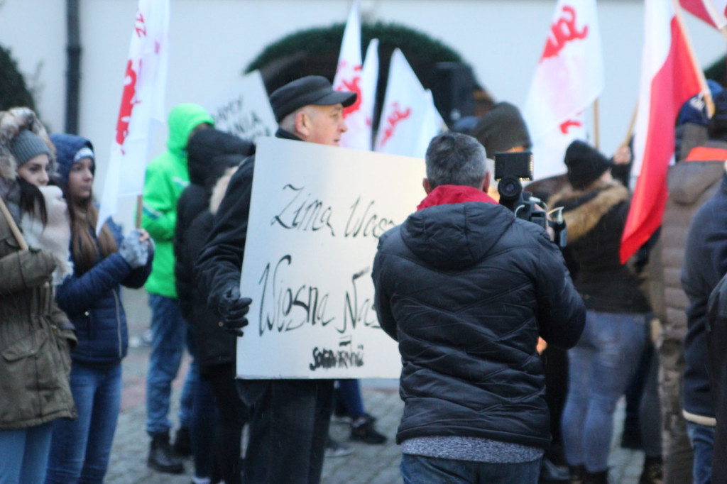 Zamość: Obchody 13 grudnia - 37. rocznica wprowadzenia stanu wojennego [FOTO]