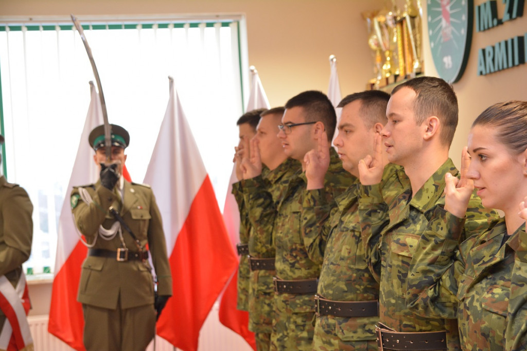 Region: Ślubowanie nowo przyjętych funkcjonariuszy NOSG