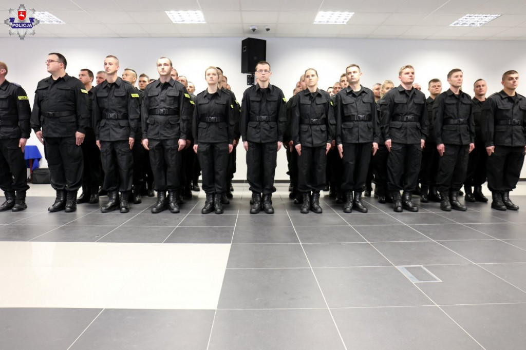 Lublin: Nowi funkcjonariusze, odznaczenia i medale [FOTO]