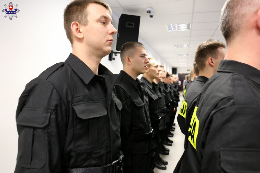 Lublin: Nowi funkcjonariusze, odznaczenia i medale [FOTO]