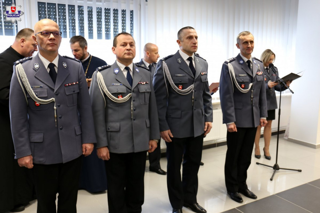 Lublin: Nowi funkcjonariusze, odznaczenia i medale [FOTO]