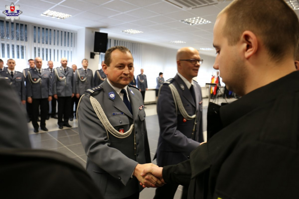 Lublin: Nowi funkcjonariusze, odznaczenia i medale [FOTO]