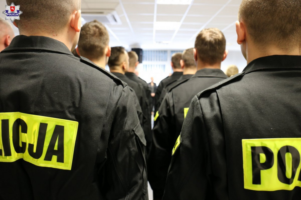 Lublin: Nowi funkcjonariusze, odznaczenia i medale [FOTO]