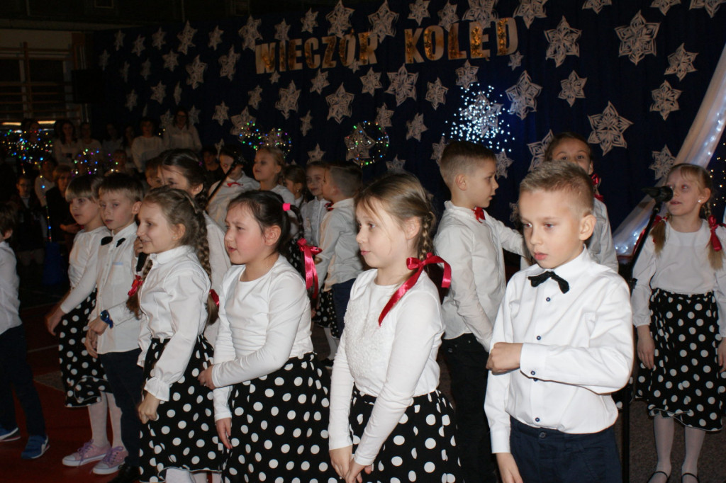 Zamość: Wieczór kolęd w Szkole Podstawowej nr 9