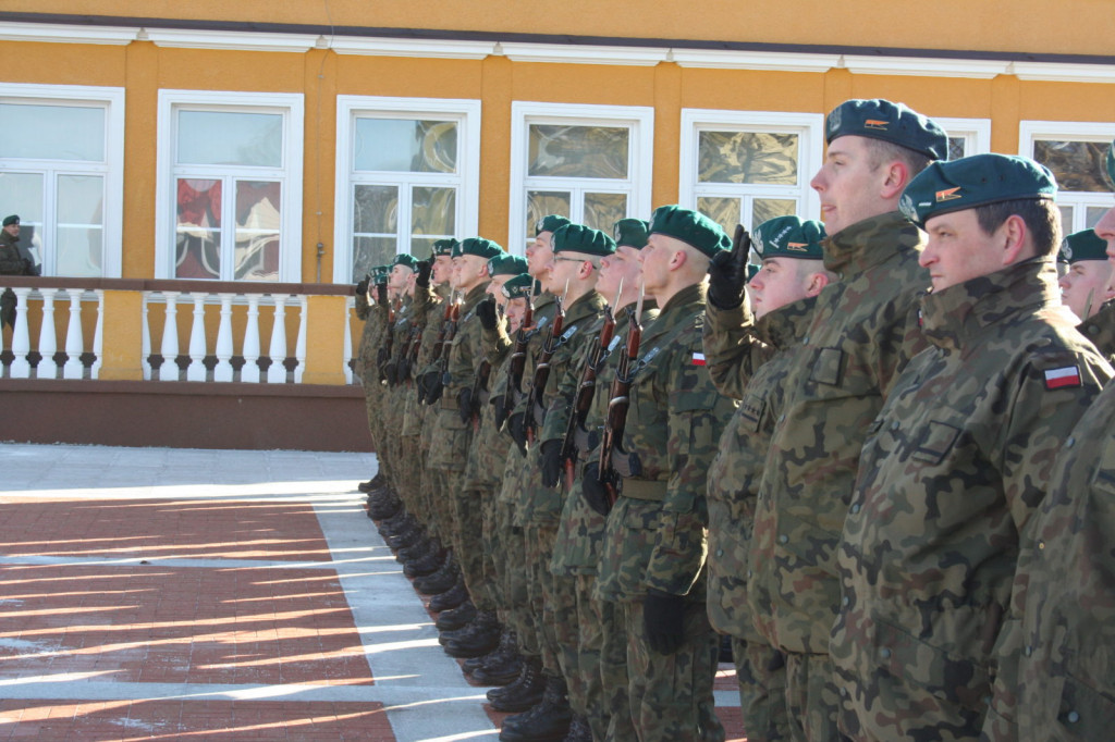 Zamość: Przysięgę złożyło 85 żołnierzy służby przygotowawczej [FOTO]