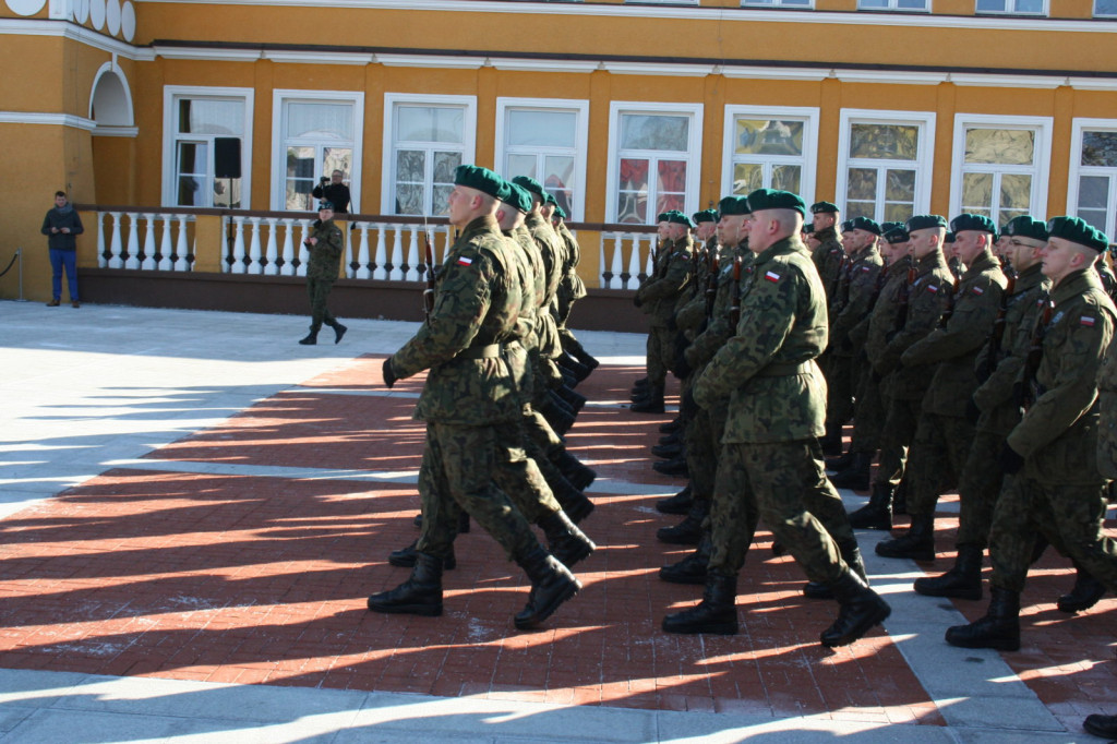 Zamość: Przysięgę złożyło 85 żołnierzy służby przygotowawczej [FOTO]