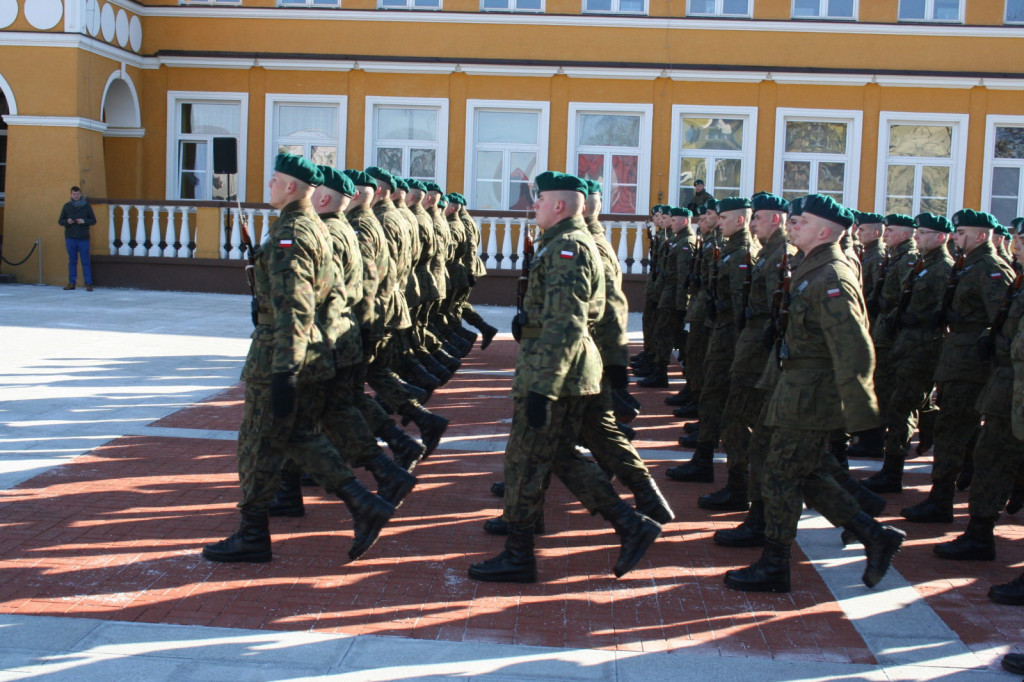 Zamość: Przysięgę złożyło 85 żołnierzy służby przygotowawczej [FOTO]