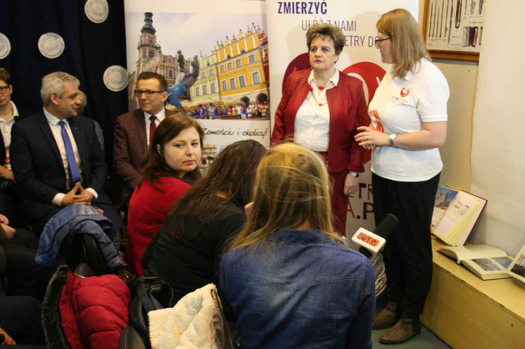 Zamość: Zostań mistrzem świata w dobroci! Kilometry dobra wystartowały [FOTO, VIDEO]