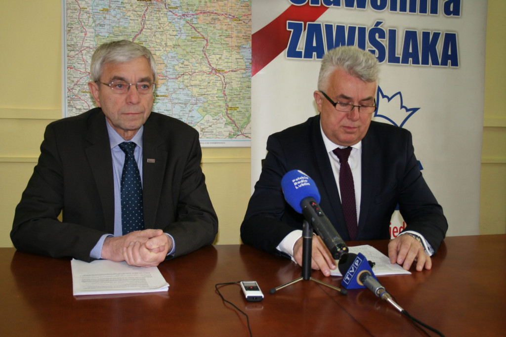 PiS odkrywa karty: Maluch+, Mama 4+, podwyżka rent/emerytur, pomoc dla niepełnosprawnych [VIDEO]