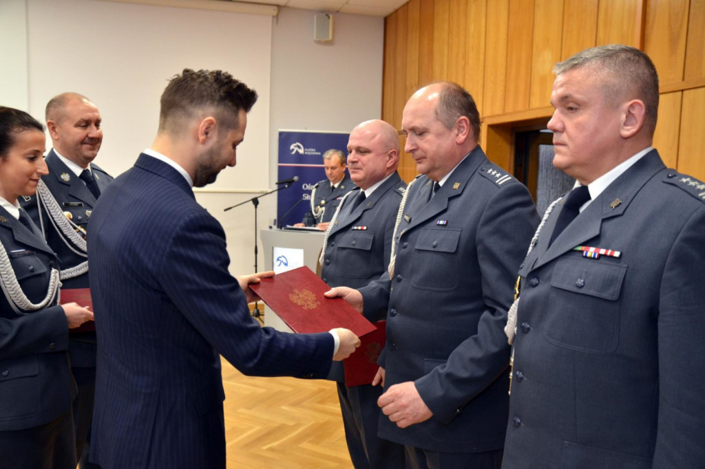 Odznaczenia i awanse w Dniu Święta Służby Więziennej