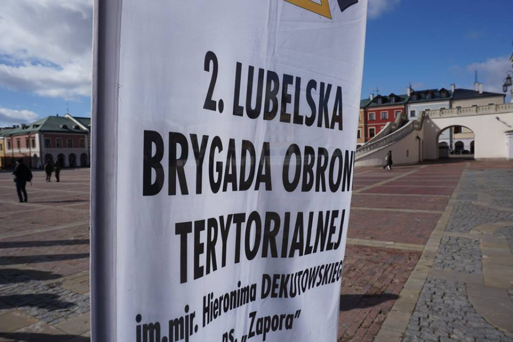 Zamość: 20 lat Polski w NATO - piknik wojskowy na Rynku Wielkim [FOTO]