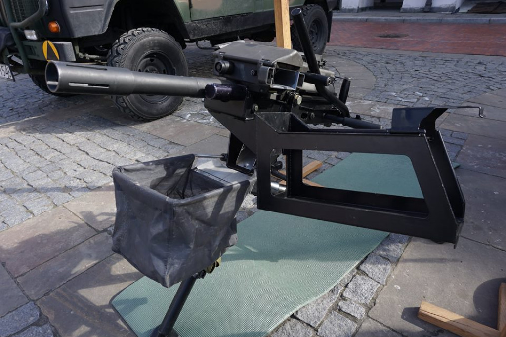 Zamość: 20 lat Polski w NATO - piknik wojskowy na Rynku Wielkim [FOTO]
