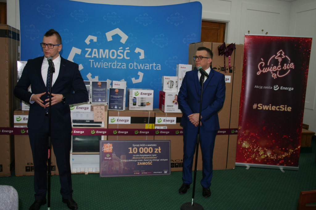 Zamość: Sprzęt AGD o wartości 10 tys. zł dla potrzebujących [FOTO, VIDEO]