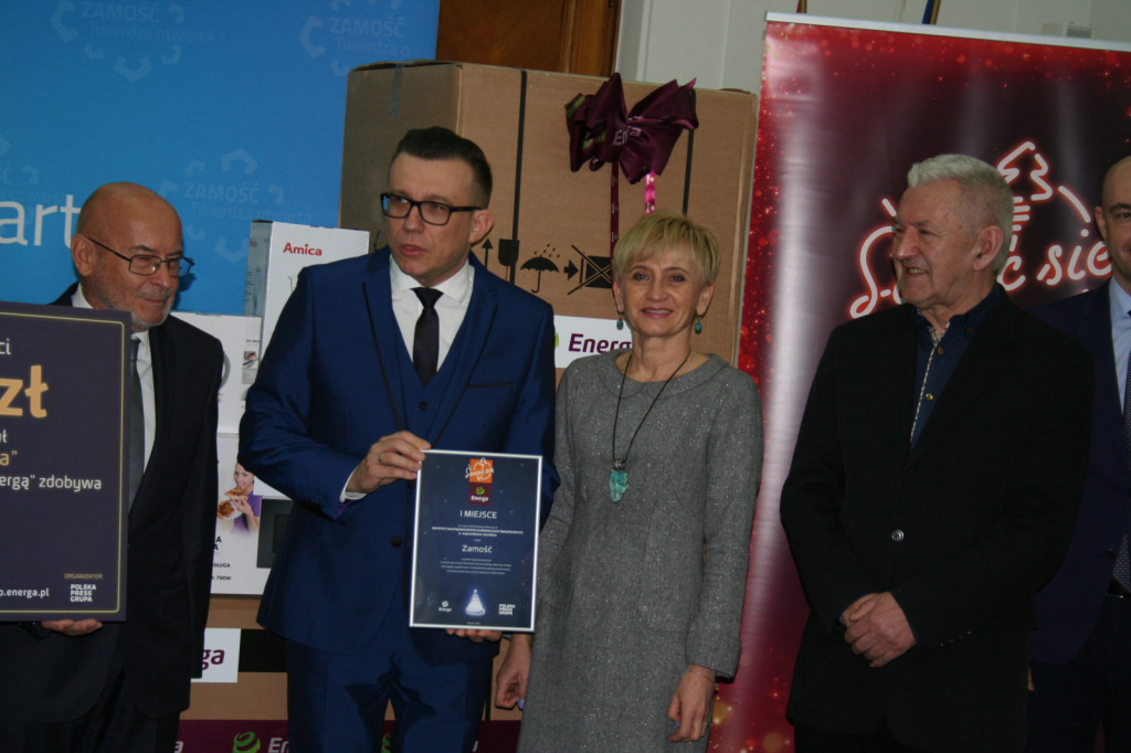 Zamość: Sprzęt AGD o wartości 10 tys. zł dla potrzebujących [FOTO, VIDEO]