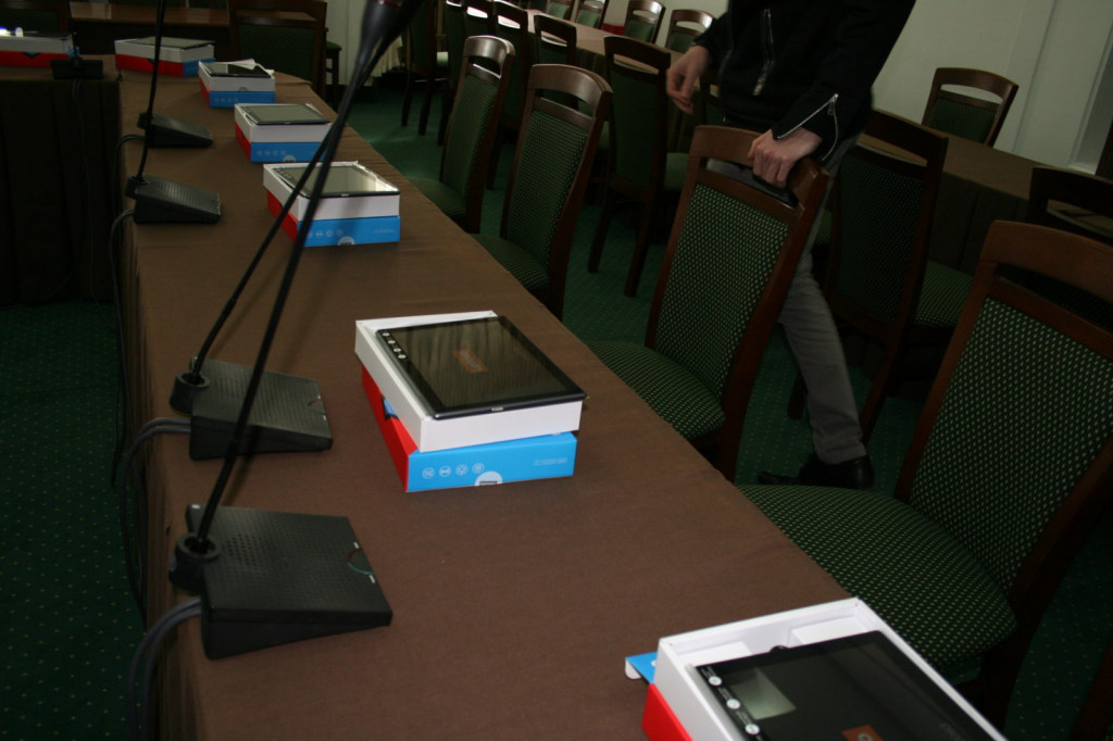 Zamość: Rada miasta zagłosuje przez tablety. Wdrożenie programu eSesja [FOTO, VIDEO]