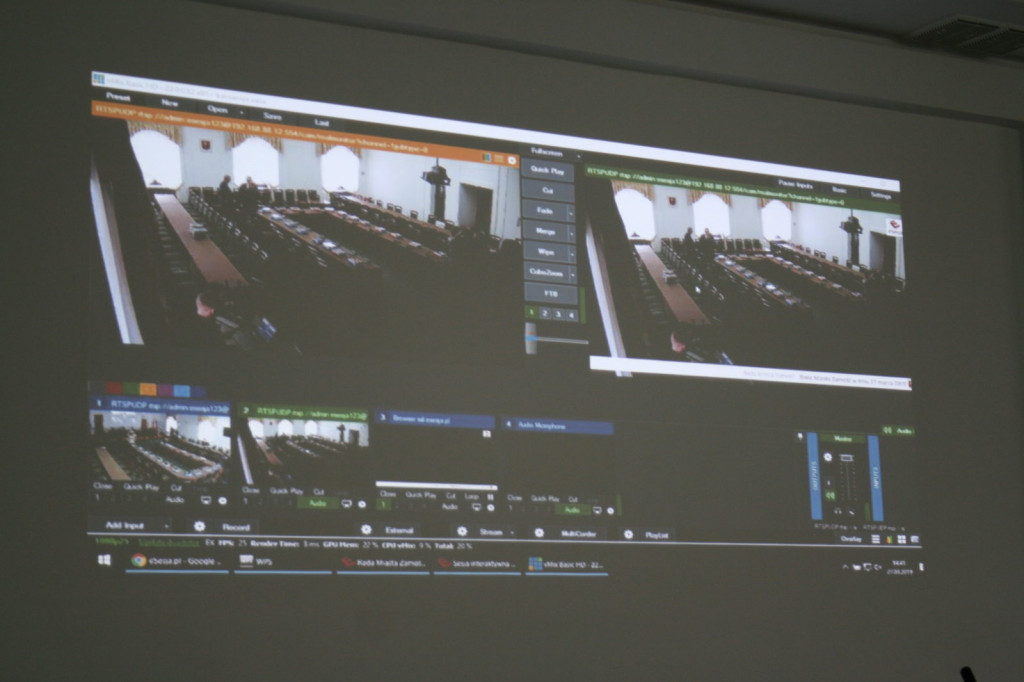 Zamość: Rada miasta zagłosuje przez tablety. Wdrożenie programu eSesja [FOTO, VIDEO]