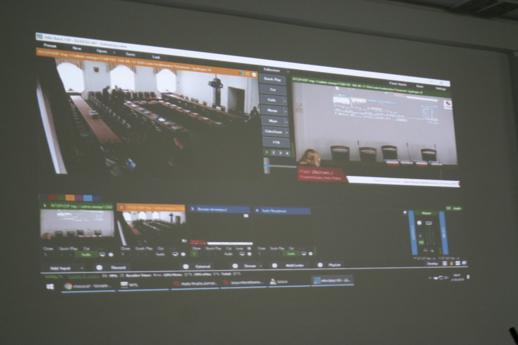 Zamość: Rada miasta zagłosuje przez tablety. Wdrożenie programu eSesja [FOTO, VIDEO]