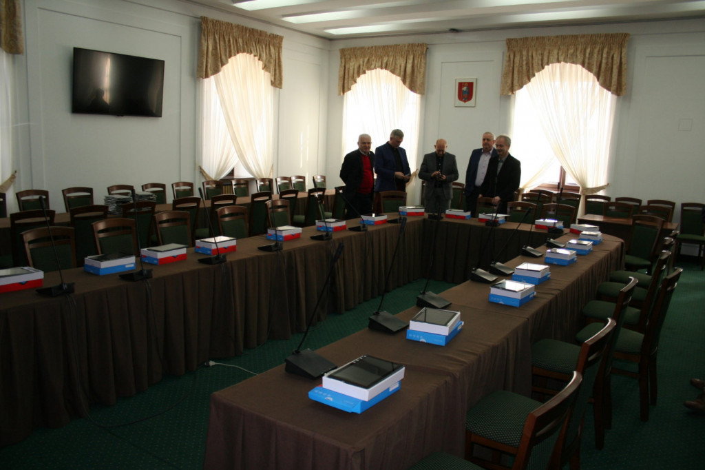 Zamość: Rada miasta zagłosuje przez tablety. Wdrożenie programu eSesja [FOTO, VIDEO]