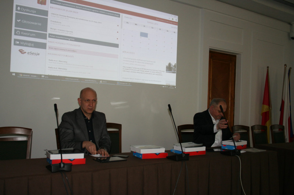 Zamość: Rada miasta zagłosuje przez tablety. Wdrożenie programu eSesja [FOTO, VIDEO]