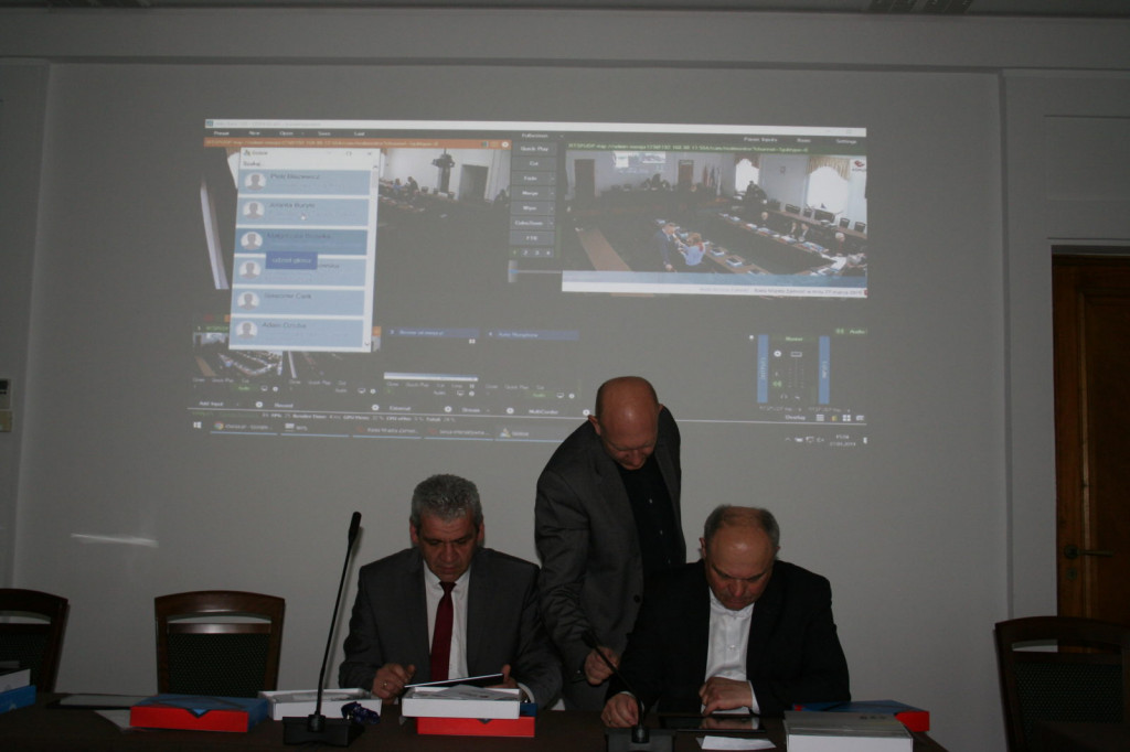 Zamość: Rada miasta zagłosuje przez tablety. Wdrożenie programu eSesja [FOTO, VIDEO]