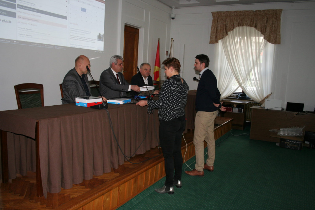 Zamość: Rada miasta zagłosuje przez tablety. Wdrożenie programu eSesja [FOTO, VIDEO]