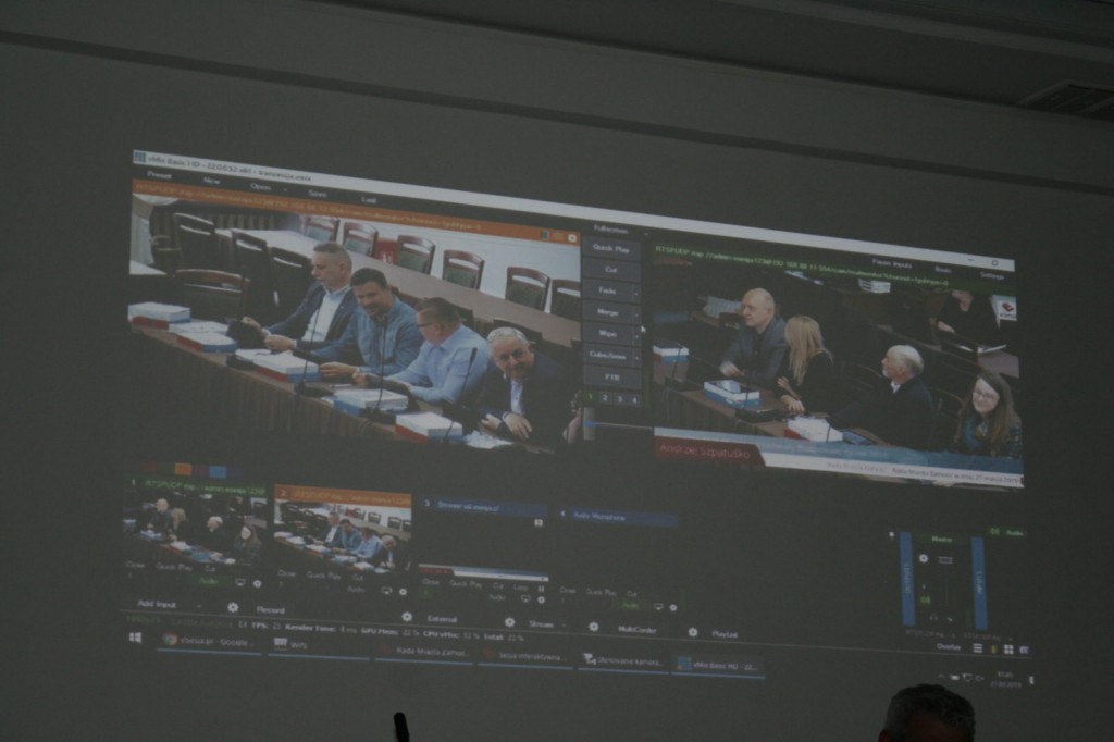 Zamość: Rada miasta zagłosuje przez tablety. Wdrożenie programu eSesja [FOTO, VIDEO]