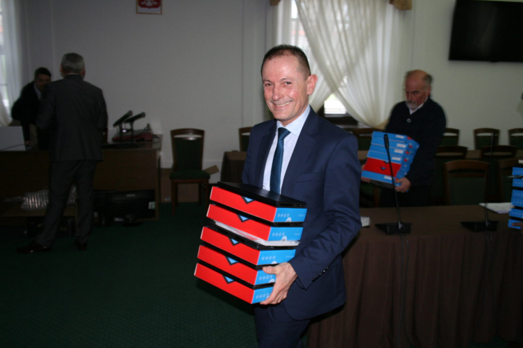 Zamość: Rada miasta zagłosuje przez tablety. Wdrożenie programu eSesja [FOTO, VIDEO]