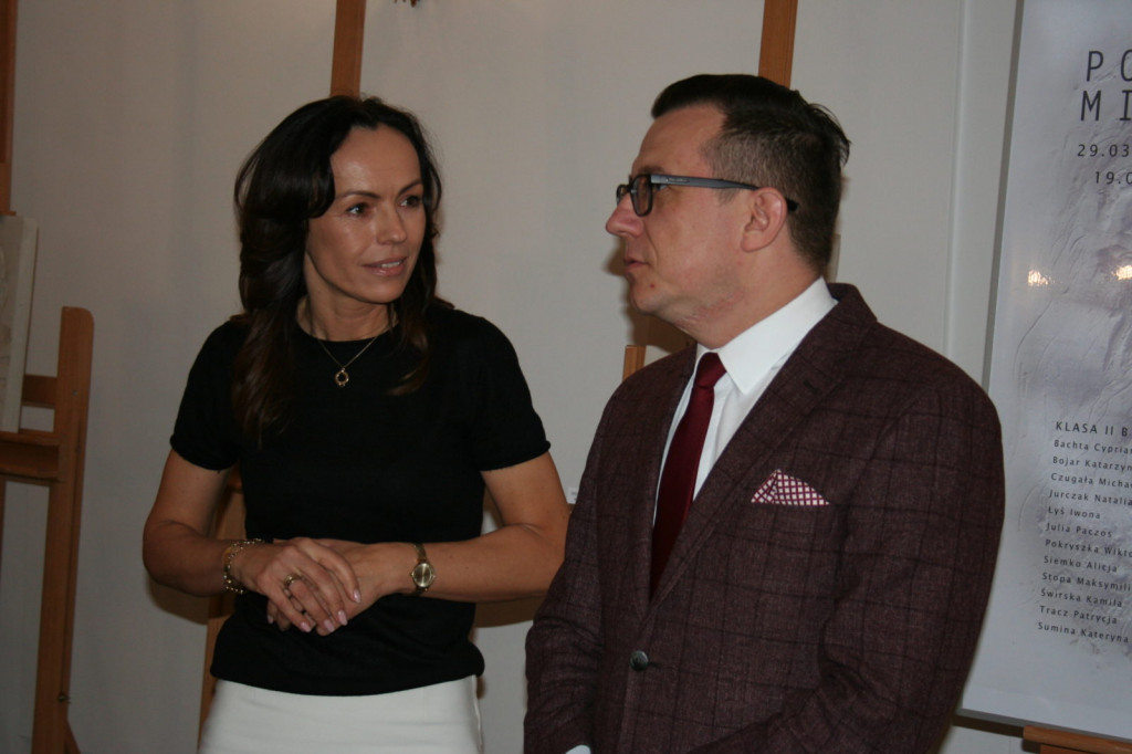 Zamość: Wernisaż reliefów w Ratuszu [FOTO]