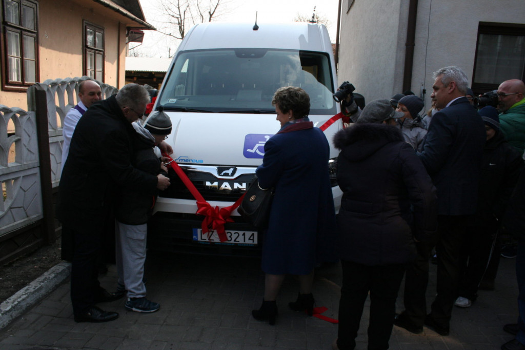 Zamość: PSONI oddało do użytku autobus [FOTO, VIDEO]