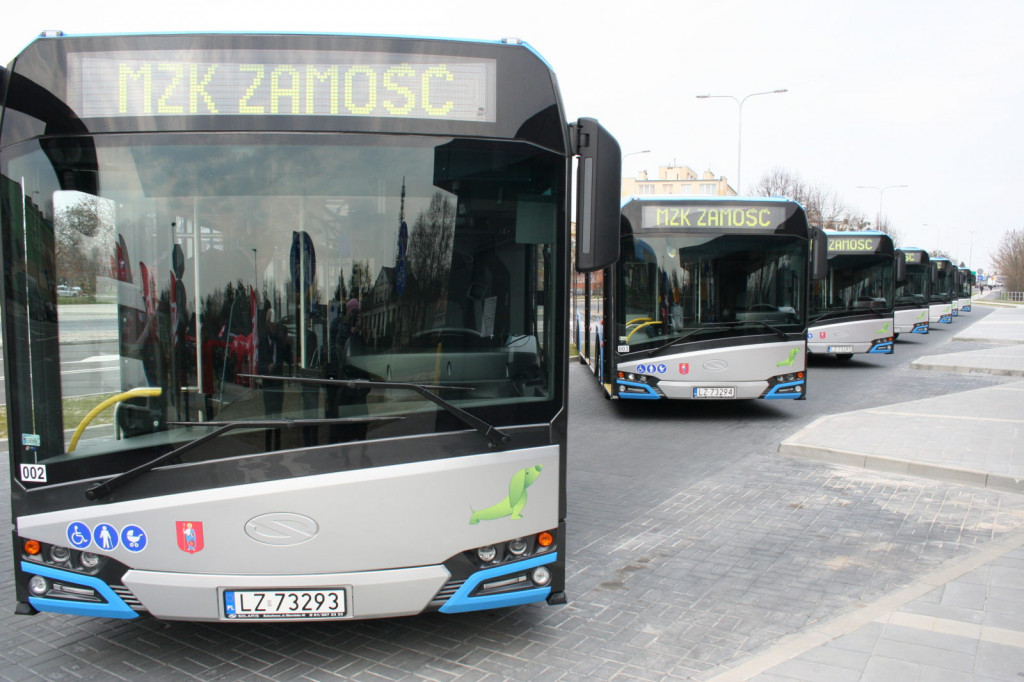 Zamość: Centrum przesiadkowe dla podróżnych i 8 autobusów oficjalnie oddane [FOTO, VIDEO]