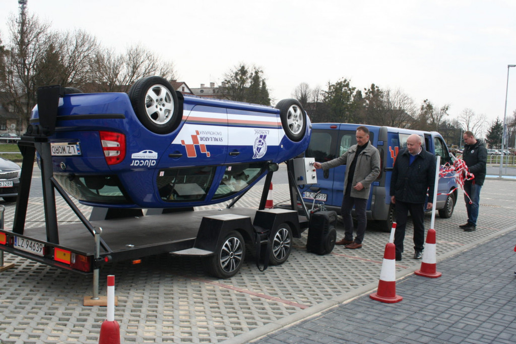 Zamość: Centrum przesiadkowe dla podróżnych i 8 autobusów oficjalnie oddane [FOTO, VIDEO]