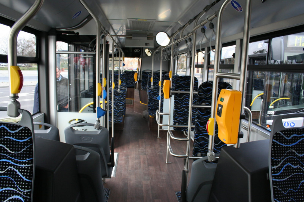 Zamość: Centrum przesiadkowe dla podróżnych i 8 autobusów oficjalnie oddane [FOTO, VIDEO]