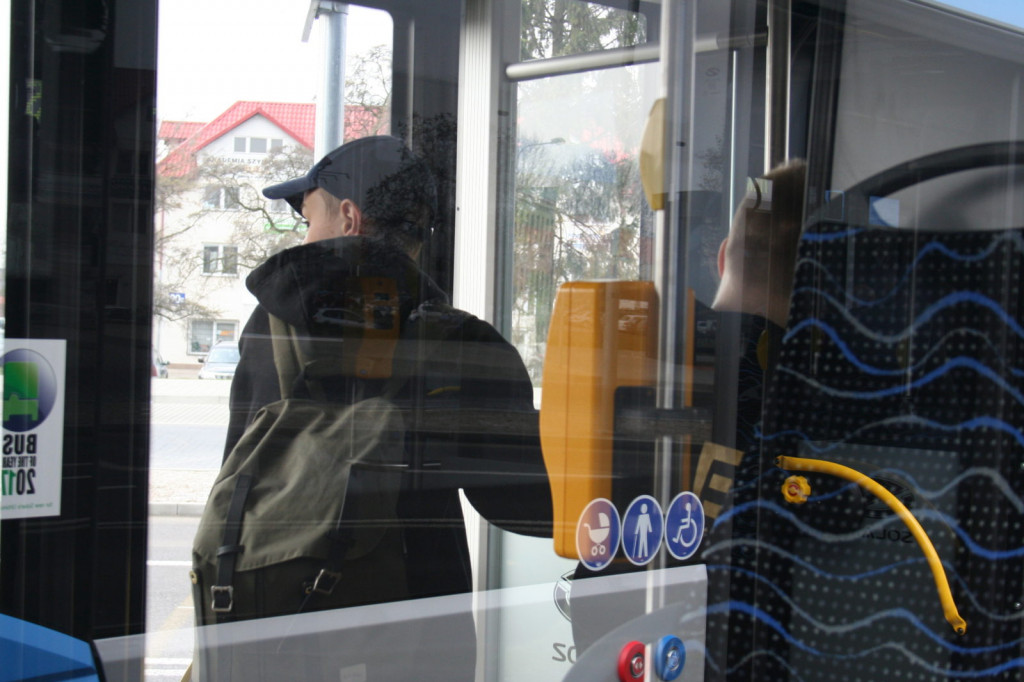 Zamość: Centrum przesiadkowe dla podróżnych i 8 autobusów oficjalnie oddane [FOTO, VIDEO]