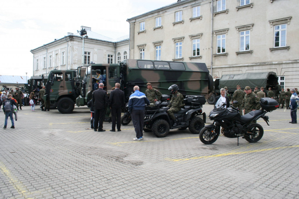 32. Wojskowy Oddział Gospodarczy ma imię [FOTO, VIDEO]