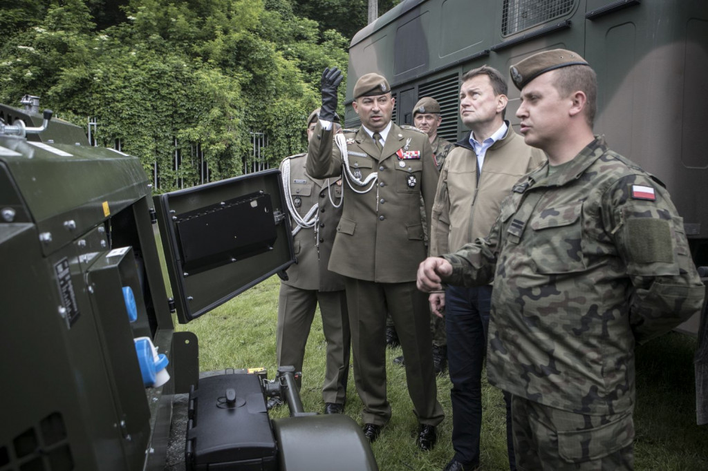 Przysięga żołnierzy OT na placu Zamkowym w Lublinie