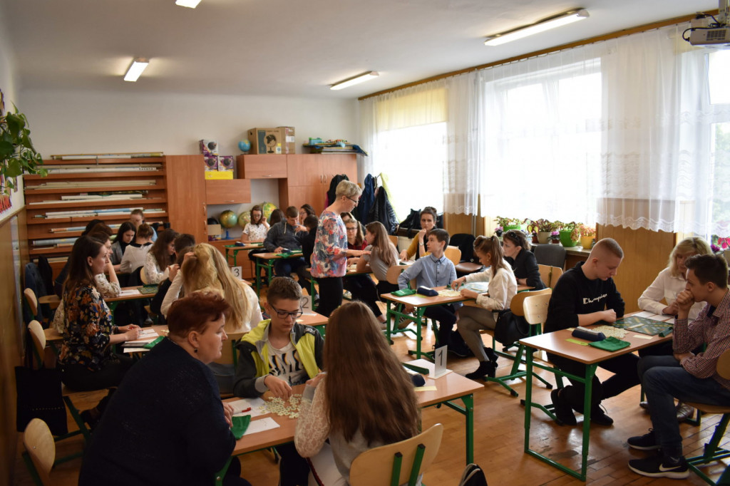 Scrabble z okazji 90-lecie szóstki: 1929-2019