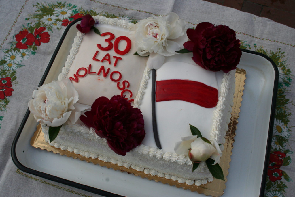 Happening i tort z okazji 30. rocznicy wolnych wyborów