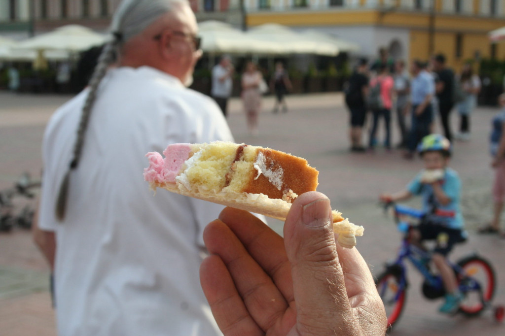 Happening i tort z okazji 30. rocznicy wolnych wyborów