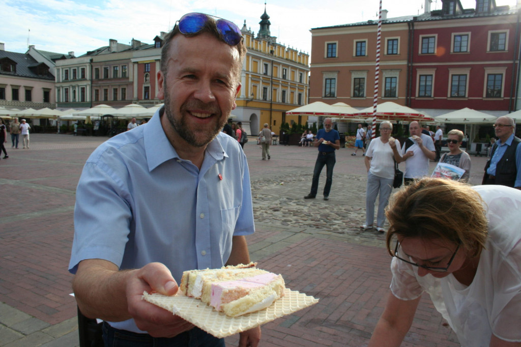 Happening i tort z okazji 30. rocznicy wolnych wyborów