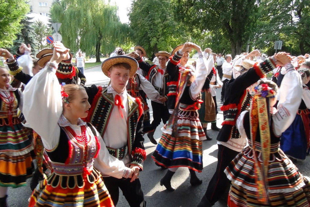 Kolorowo i międzynarodowo