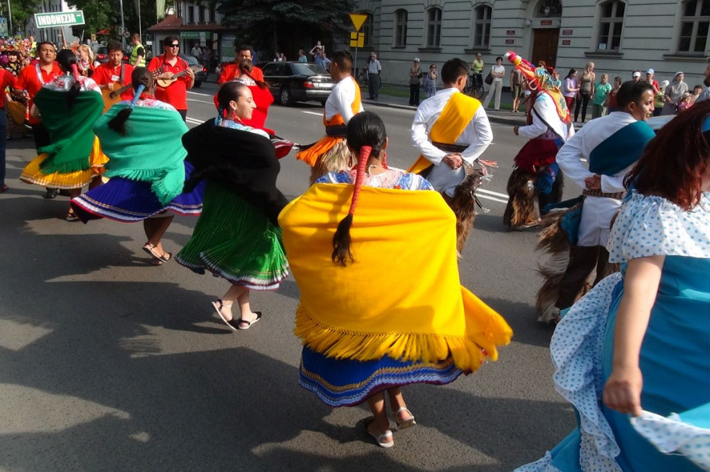 Kolorowo i międzynarodowo