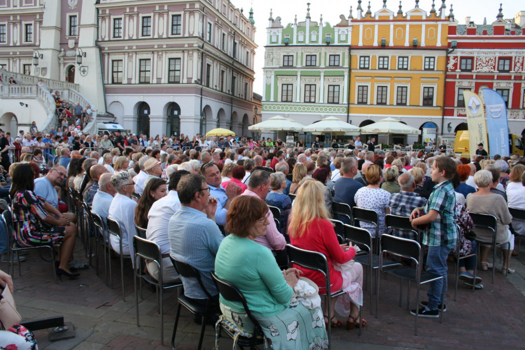 Włoskie Złote Przeboje na Rynku Wielkim [ZDJĘCIA]