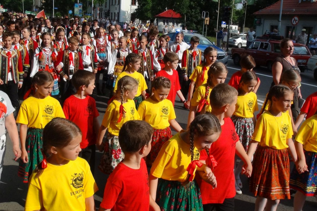 Kolorowo i międzynarodowo