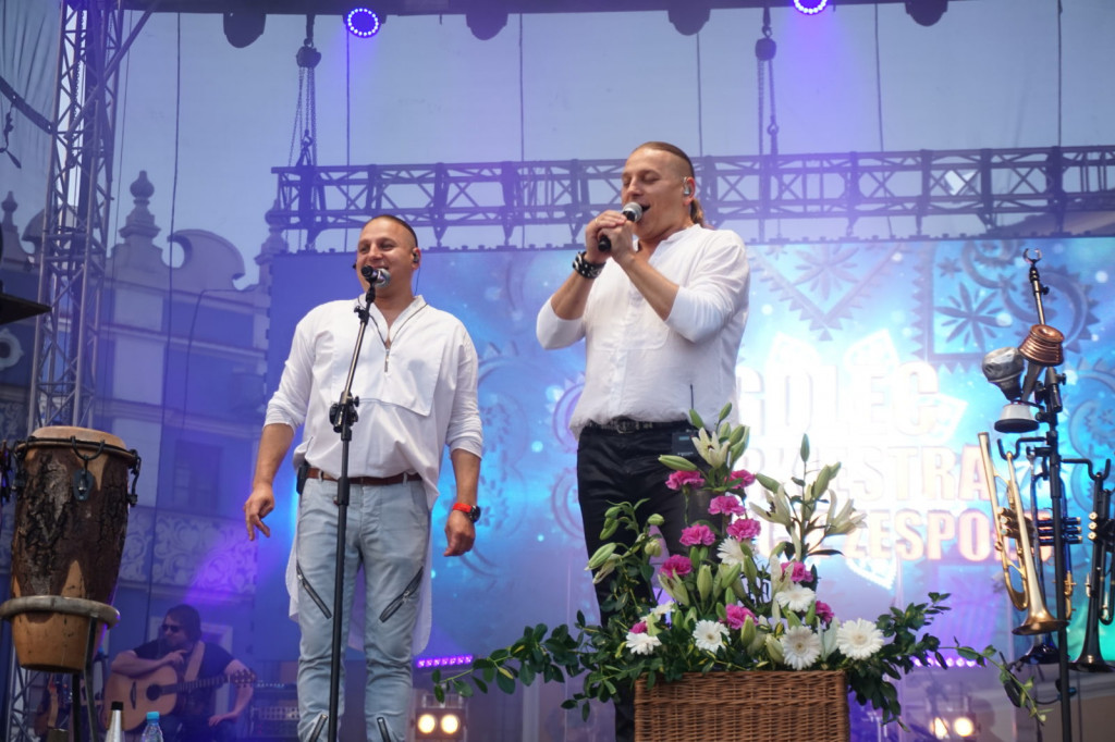 Zamojski Dzień Papieski 2019. Tłumy na koncercie Golec uOrkiestra [ZDJĘCIA]