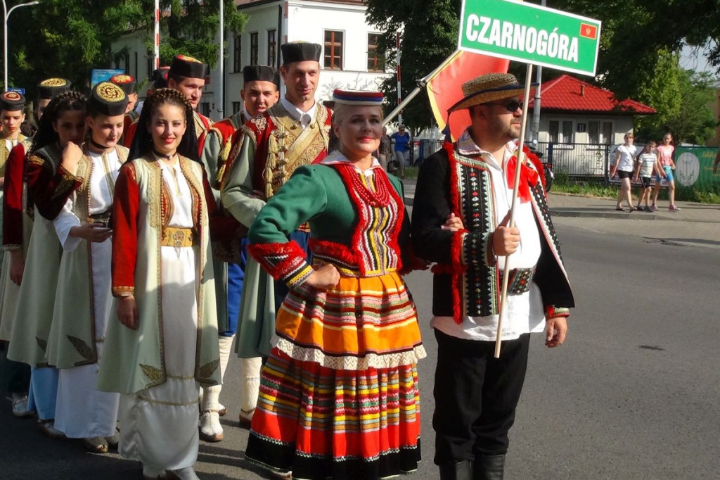 Kolorowo i międzynarodowo
