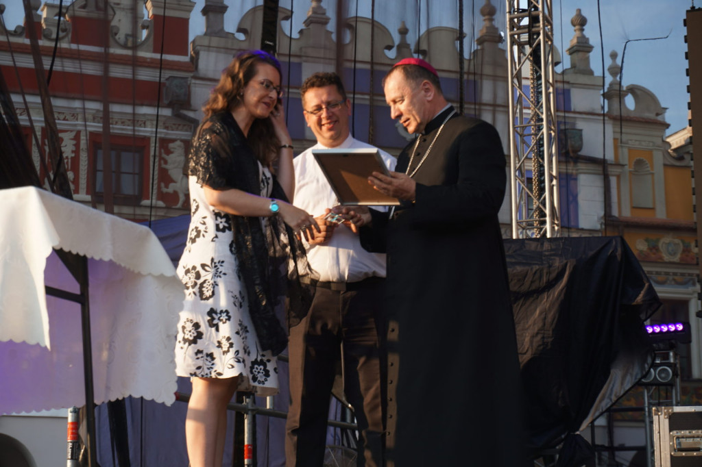 Zamojski Dzień Papieski 2019. Tłumy na koncercie Golec uOrkiestra [ZDJĘCIA]