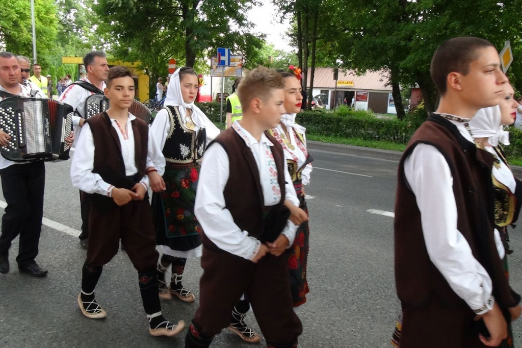 Kolorowo i międzynarodowo